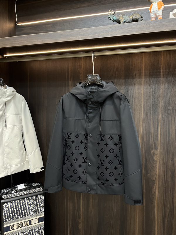 ルイヴィトン コピー モノグラムフーデッドジャケットの魅力