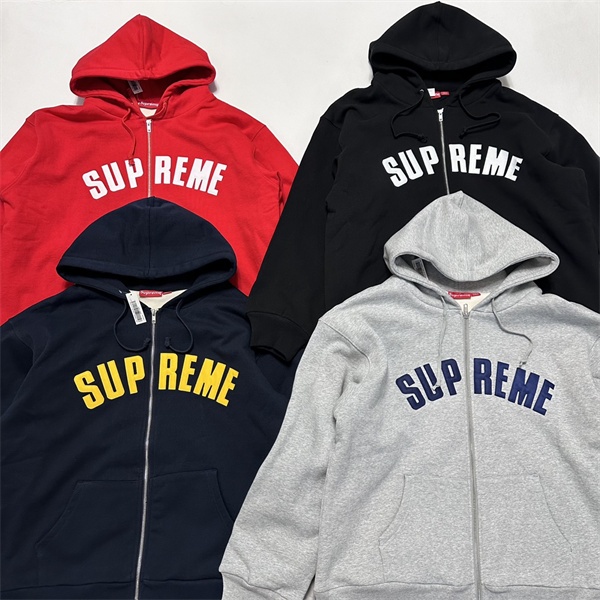 存在感を纏うSupreme風ラグジュアリー｜カレッジロゴ ジップパーカー