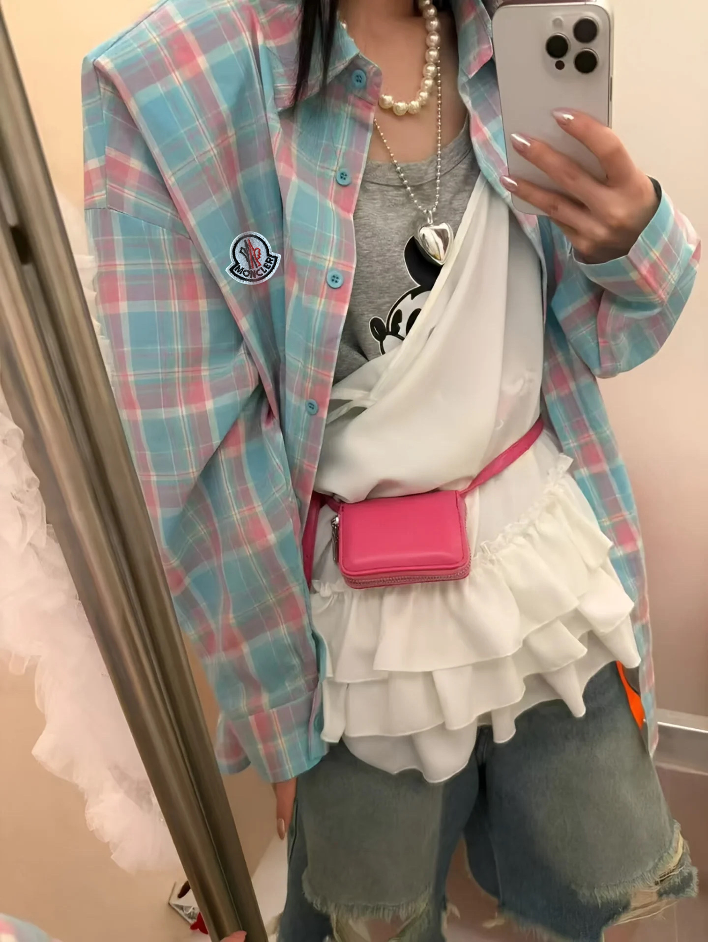 Moncler：個性とエレガンスを兼ね備えたファッションアイテム
