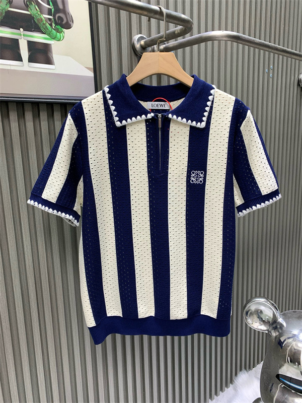 レトロモダンな配色が映える、ロエベ コピー ニットポロシャツ