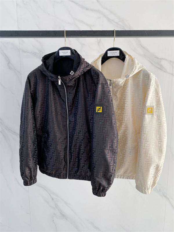 モードと機能性を融合した、大人のためのフェンディ コピー ジャケット
