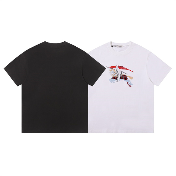 遊び心を上品に纏う、大人のためのバーバリー コピー Tシャツ