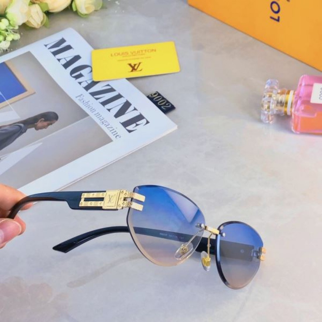 こだわり抜かれた逸品 LOUIS VUITTON ルイヴィトン コピー サングラス 美しいシルエット