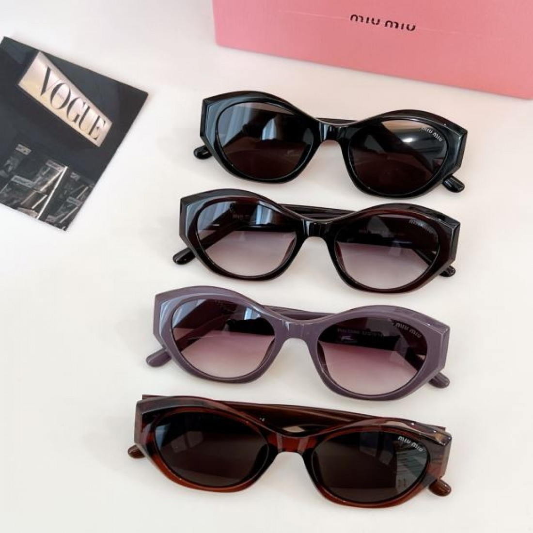 大好評発売中 MIU MIU ミュウミュウ コピー サングラス 入手困難必至