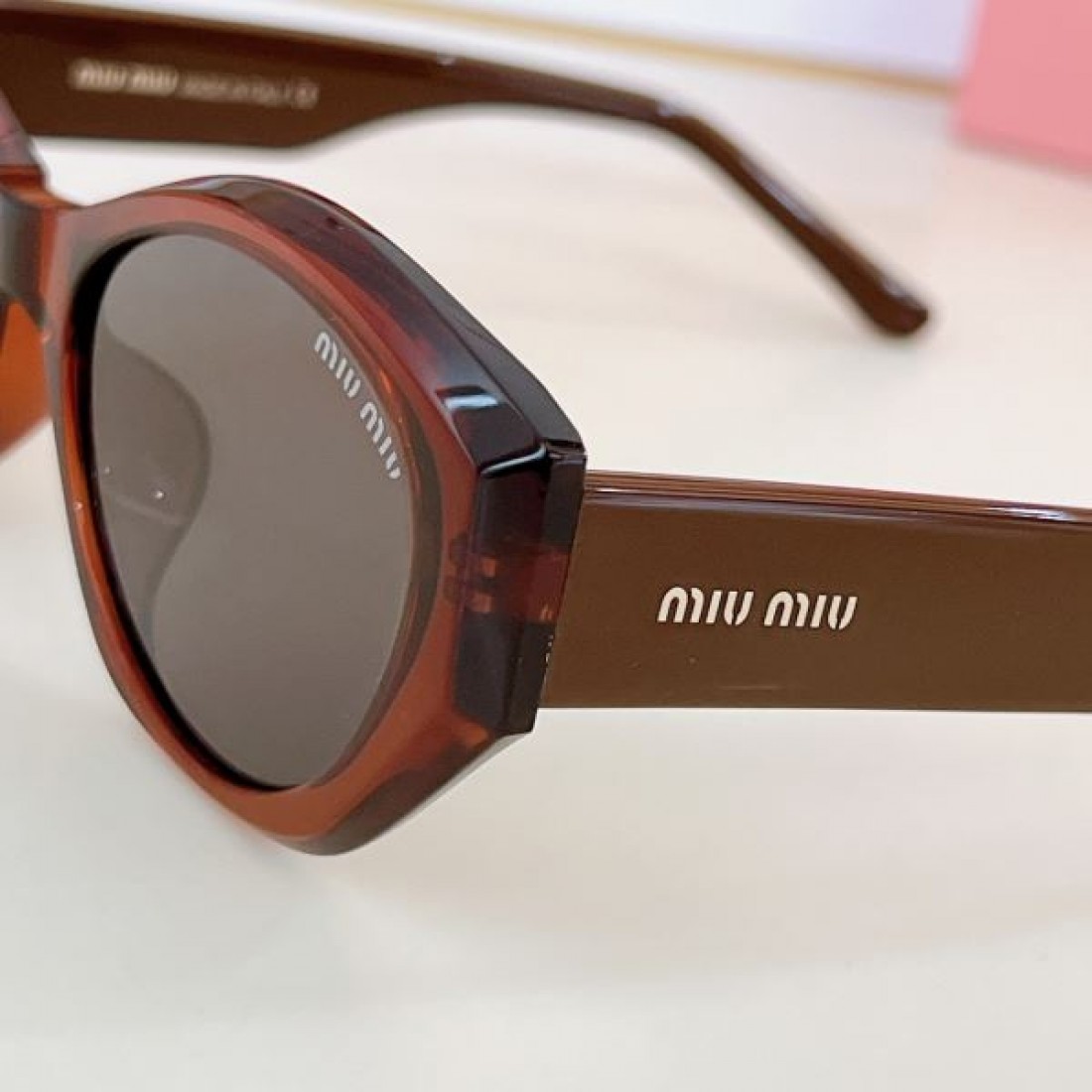 大好評発売中 MIU MIU ミュウミュウ コピー サングラス 入手困難必至