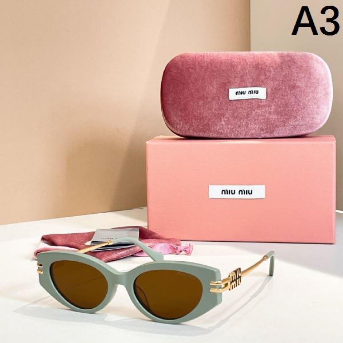 限定コレクション MIU MIU ミュウミュウ コピー サングラス 売り切れ注意