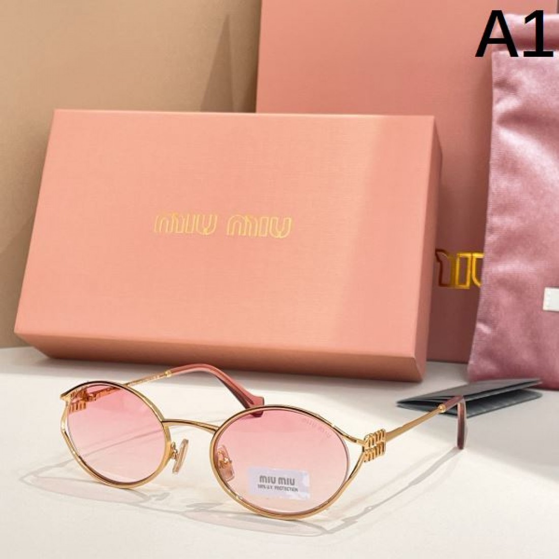 在庫残りわずか MIU MIU ミュウミュウ コピー サングラス 旬顔アイテム