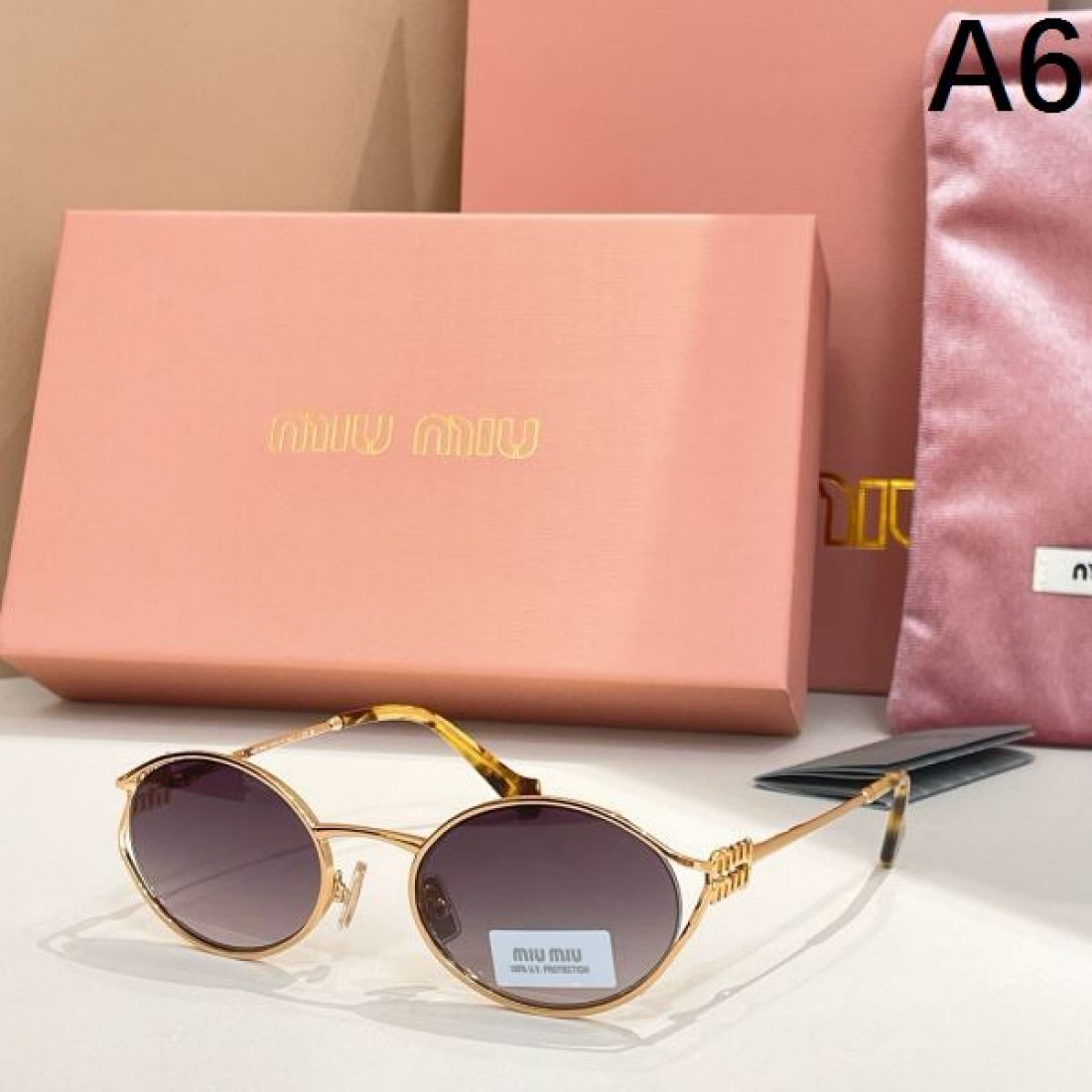 在庫残りわずか MIU MIU ミュウミュウ コピー サングラス 旬顔アイテム