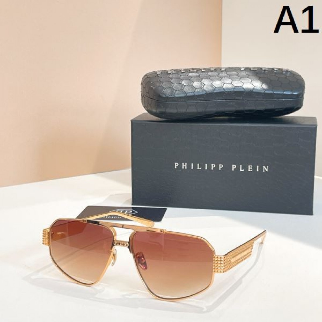 上質なディテール  PHILIPP PLEIN フィリッププレイン コピー サングラス 存在感抜群