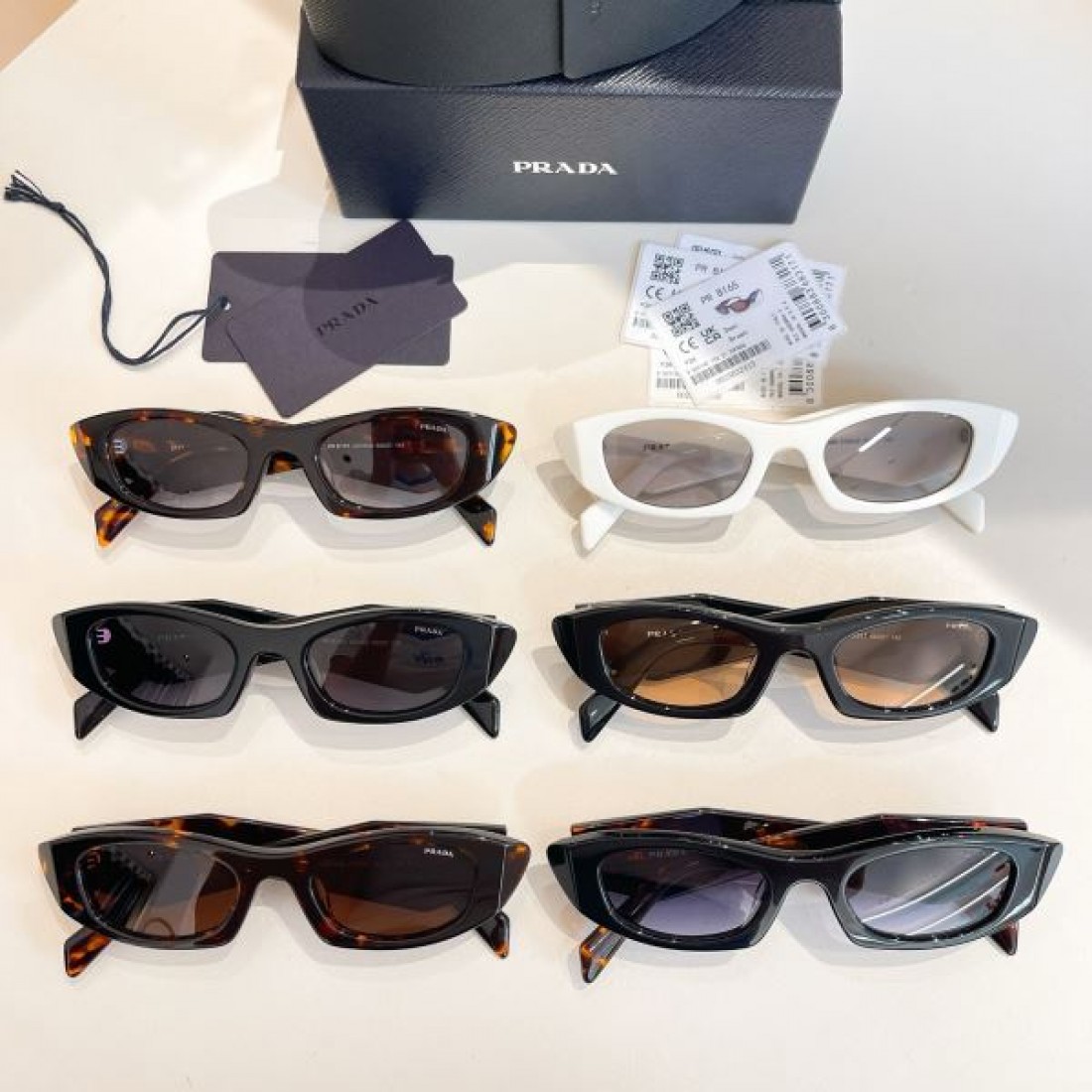 ファッションの最前線 PRADA プラダ コピー サングラス 特別な一着