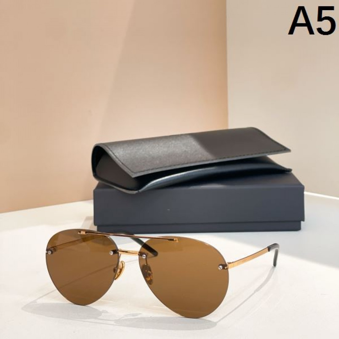  YSL モード感溢れる 洗練された イヴ サンローラン コピー サングラス