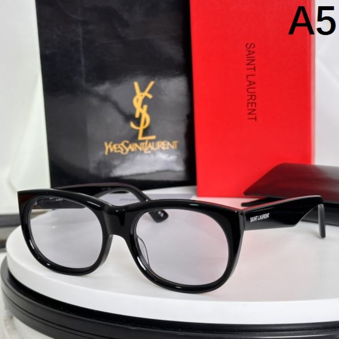 都会的な YSL イヴ サンローラン コピー サングラス 洗練の佇まい