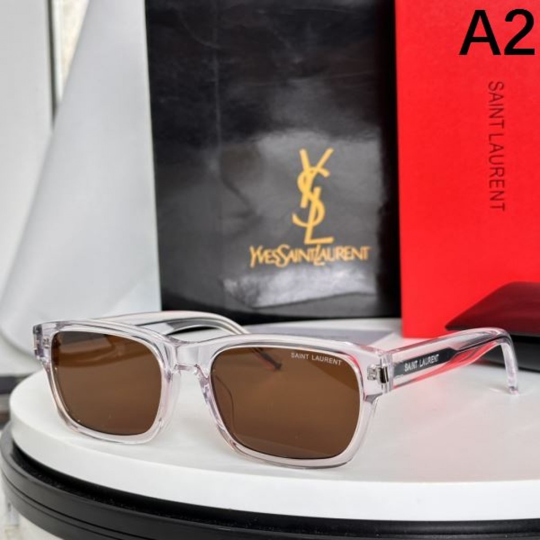  YSL スタイリッシュ 現代的な イヴ サンローラン スーパーコピー サングラス