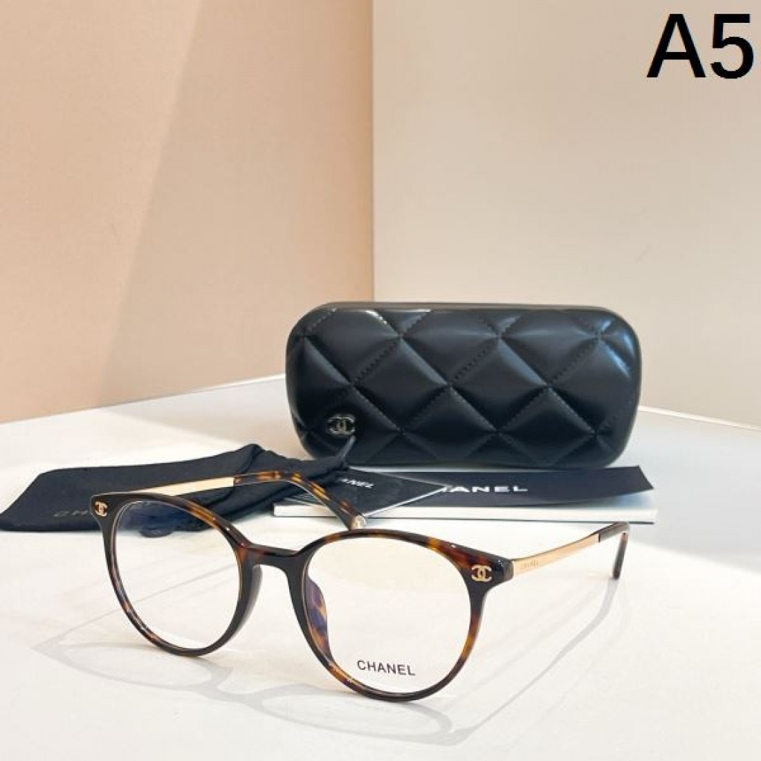 エレガント 可憐な CHANEL シャネル コピー 透明サングラス 
