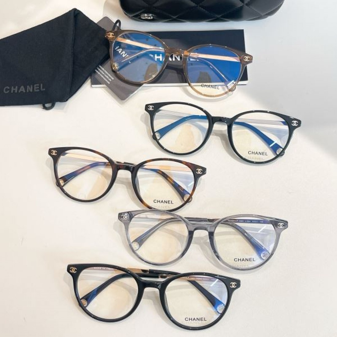 エレガント 可憐な CHANEL シャネル コピー 透明サングラス 