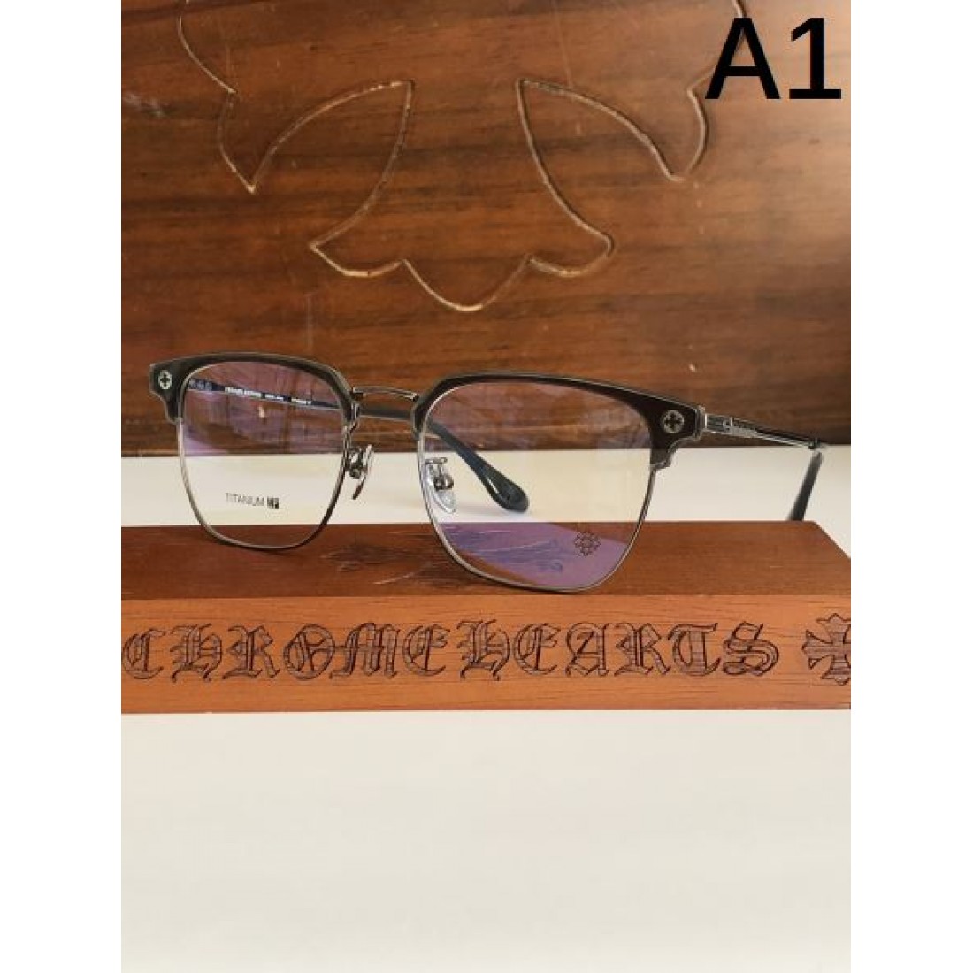 CHROME HEARTS 独創的で魅惑的な クロムハーツ コピー 透明サングラス