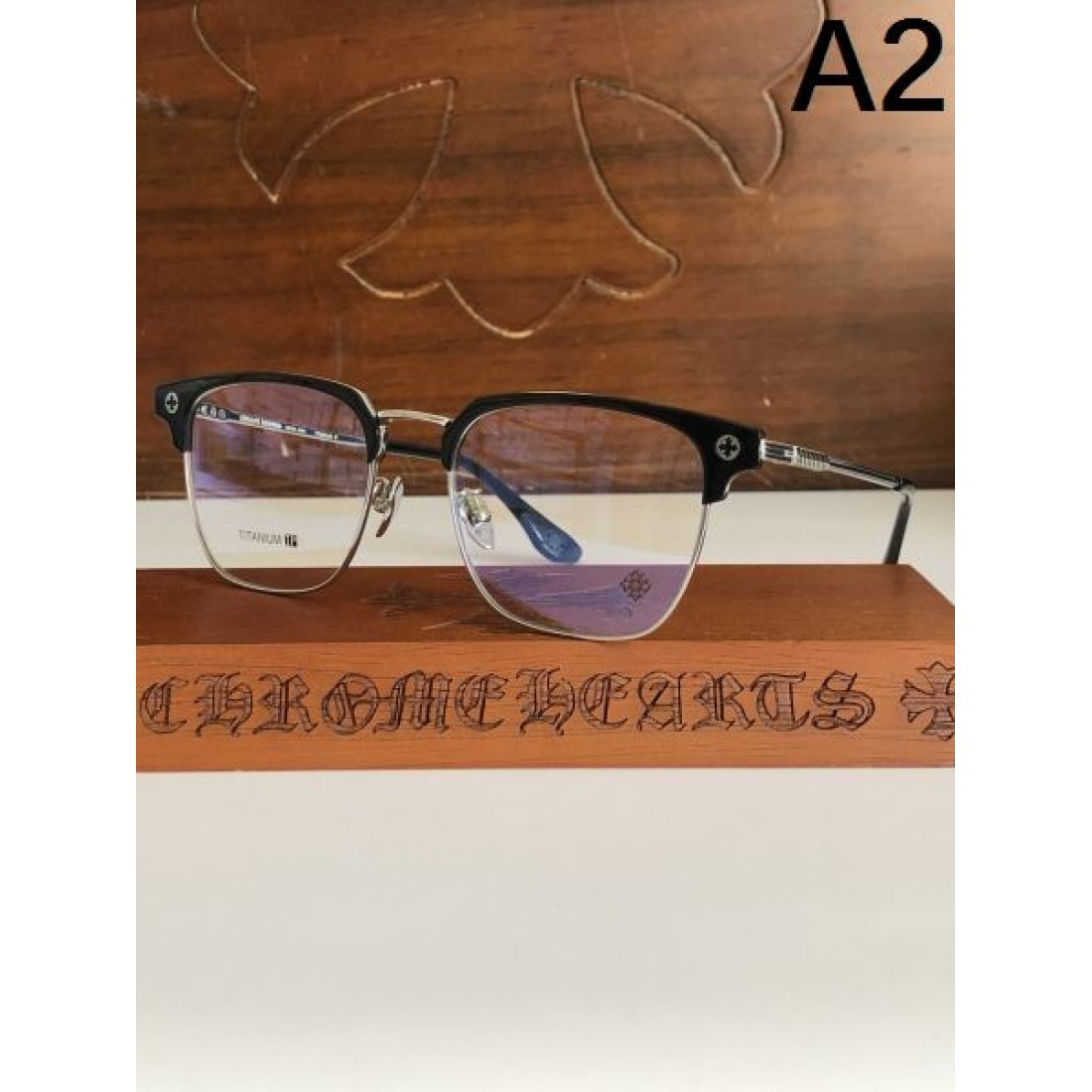 CHROME HEARTS 独創的で魅惑的な クロムハーツ コピー 透明サングラス