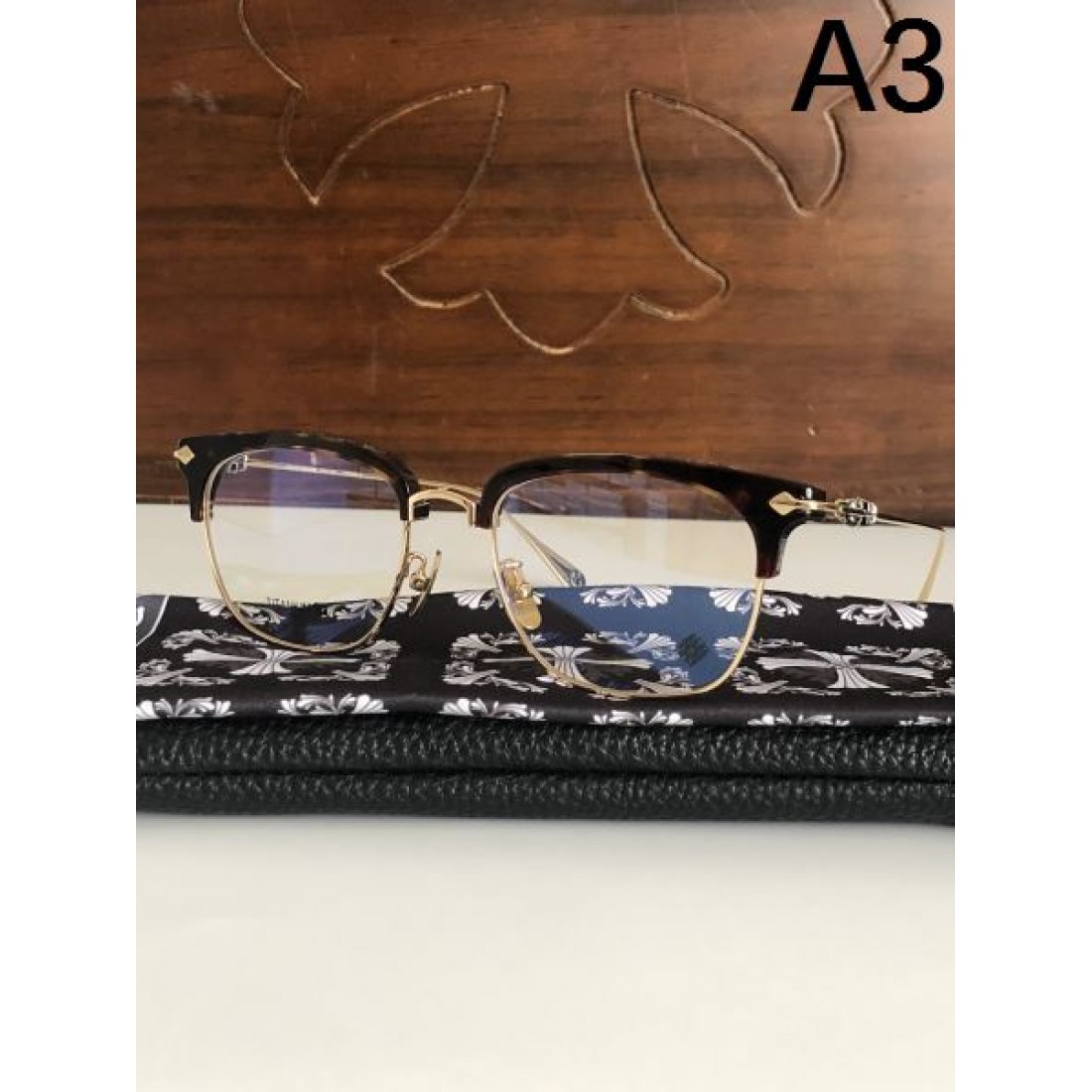 機能的な 存在感抜群の クロムハーツ コピー 透明サングラス CHROME HEARTS