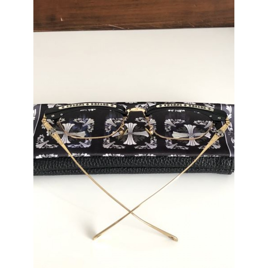 機能的な 存在感抜群の クロムハーツ コピー 透明サングラス CHROME HEARTS