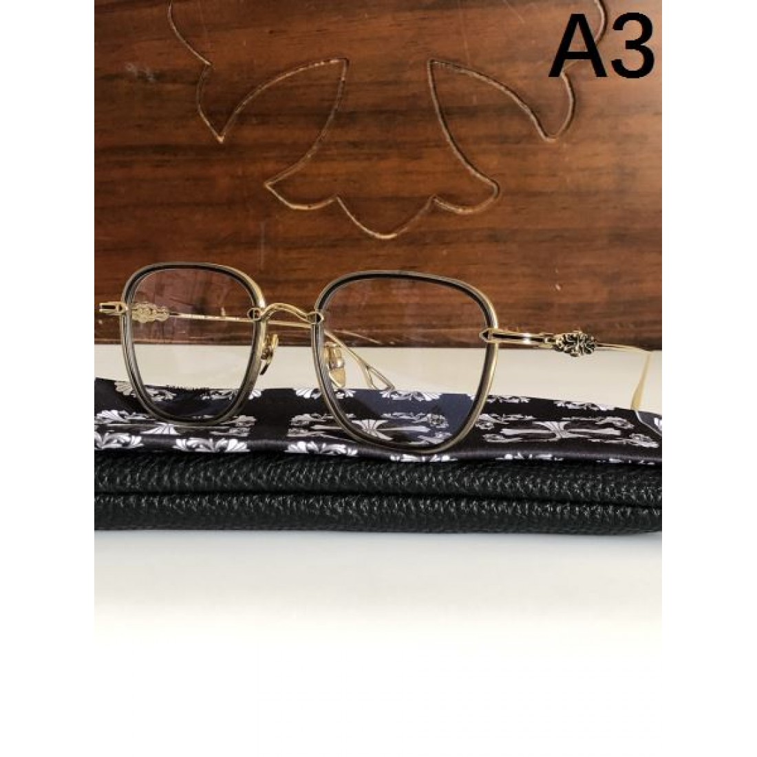 クロムハーツ コピー 透明サングラス CHROME HEARTS モード 個性的な印象に