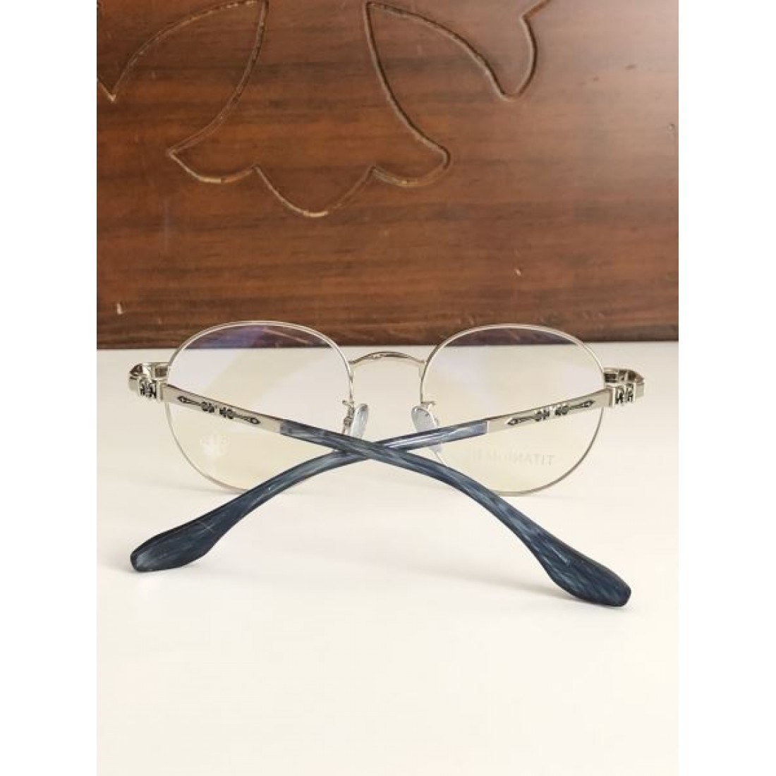 ラグジュアリー 個性的な CHROME HEARTS クロムハーツ コピー 透明サングラス