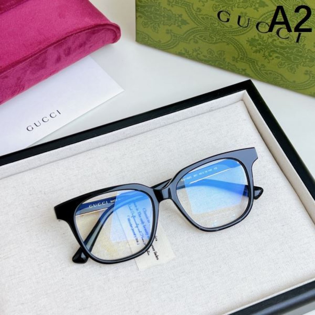 華やか トレンド感満載の GUCCI グッチ コピー 透明サングラス