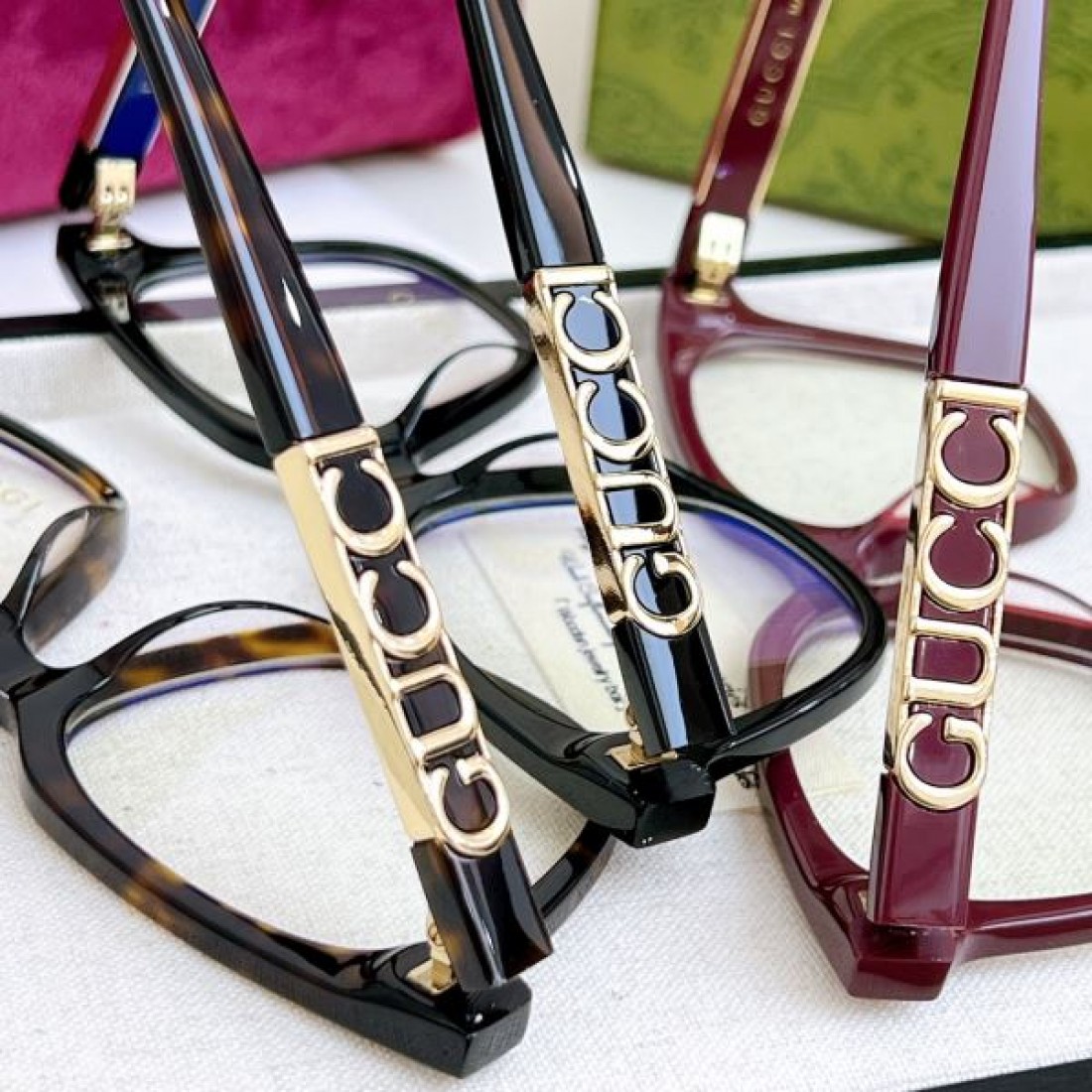 華やか トレンド感満載の GUCCI グッチ コピー 透明サングラス