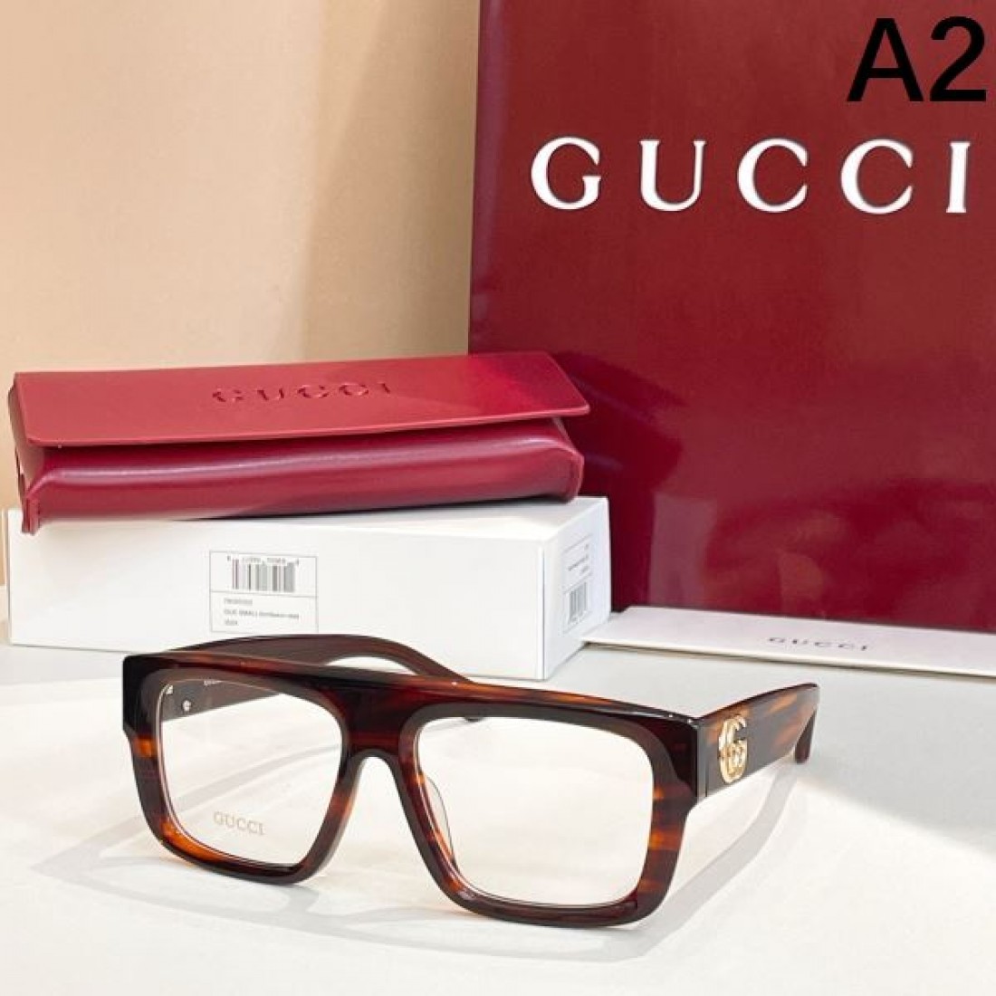 グッチ コピー 透明サングラス GUCCI 個性際立つシックなスタイル