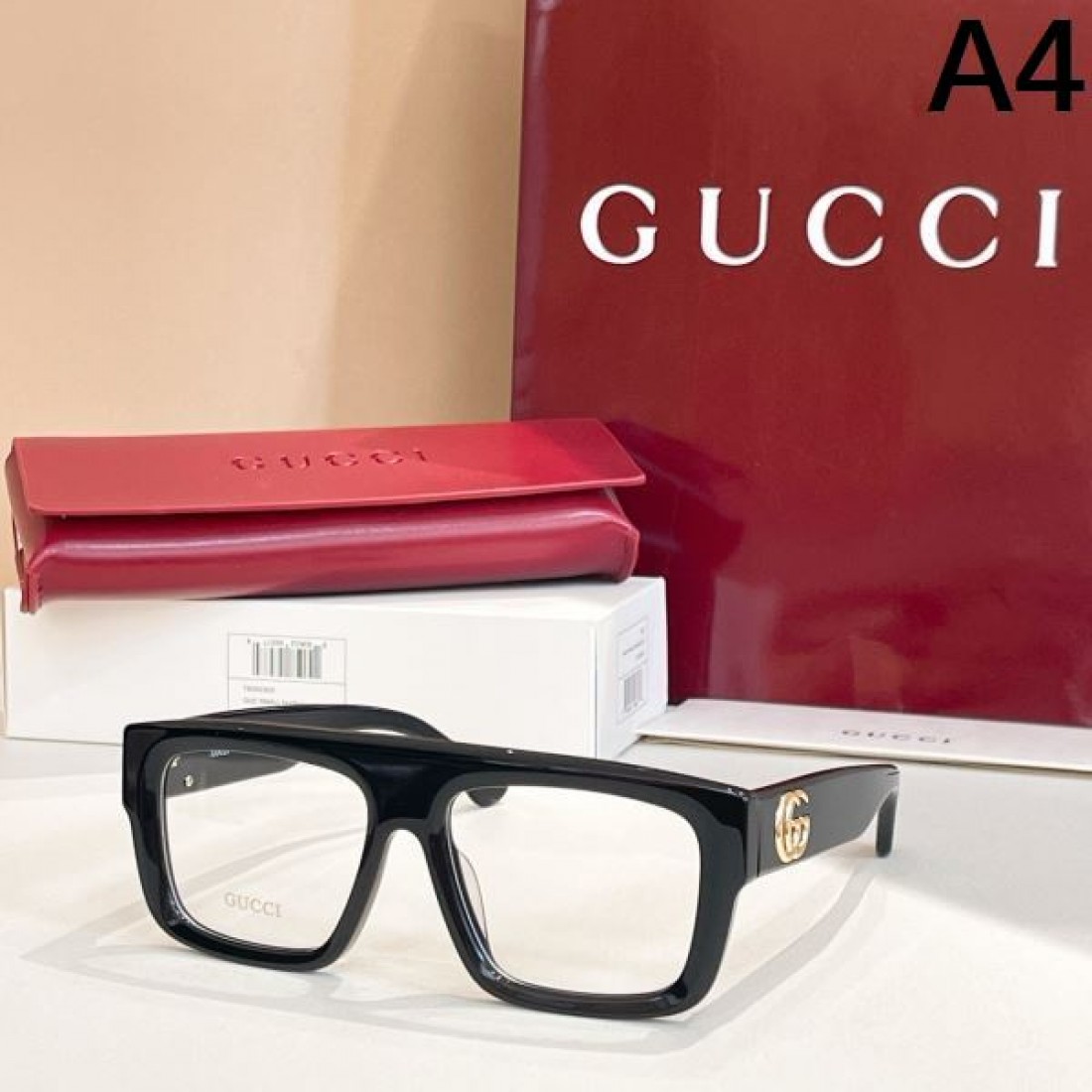 グッチ コピー 透明サングラス GUCCI 個性際立つシックなスタイル
