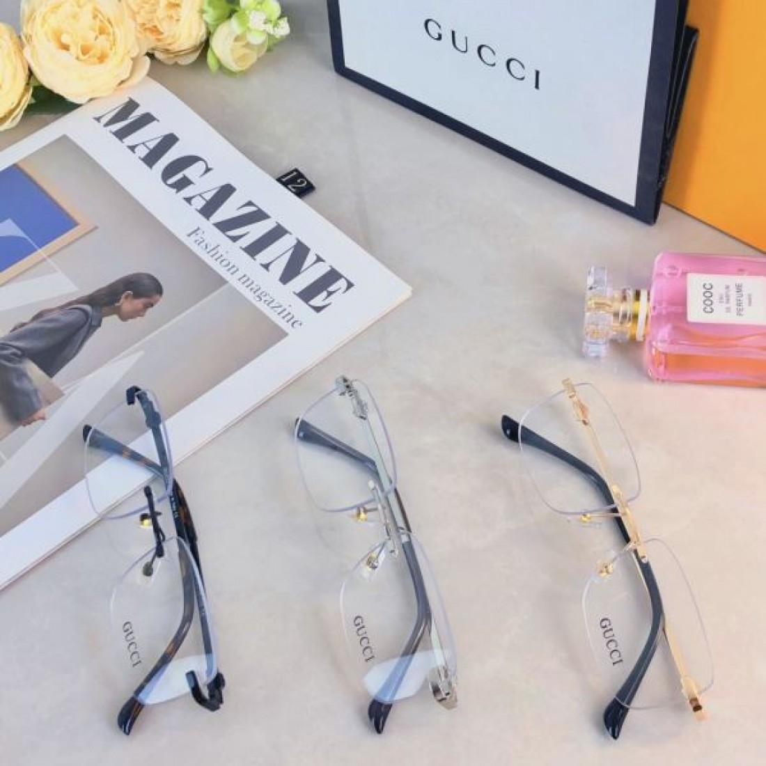 目を惹く鮮烈なスタイルで GUCCI グッチ コピー 透明サングラス 