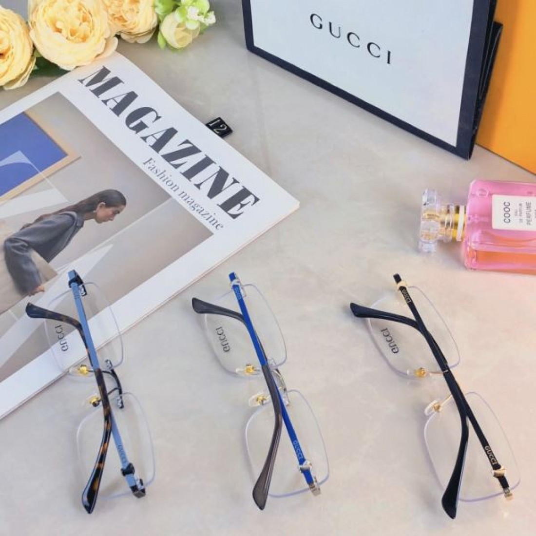 目を惹く鮮烈なスタイルで GUCCI グッチ コピー 透明サングラス 