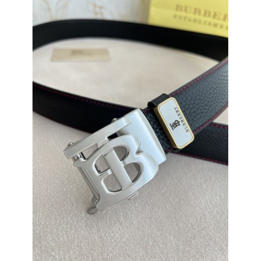 バーバリー スーパーコピー ベルト 気品 BURBERRY 機能性を備え