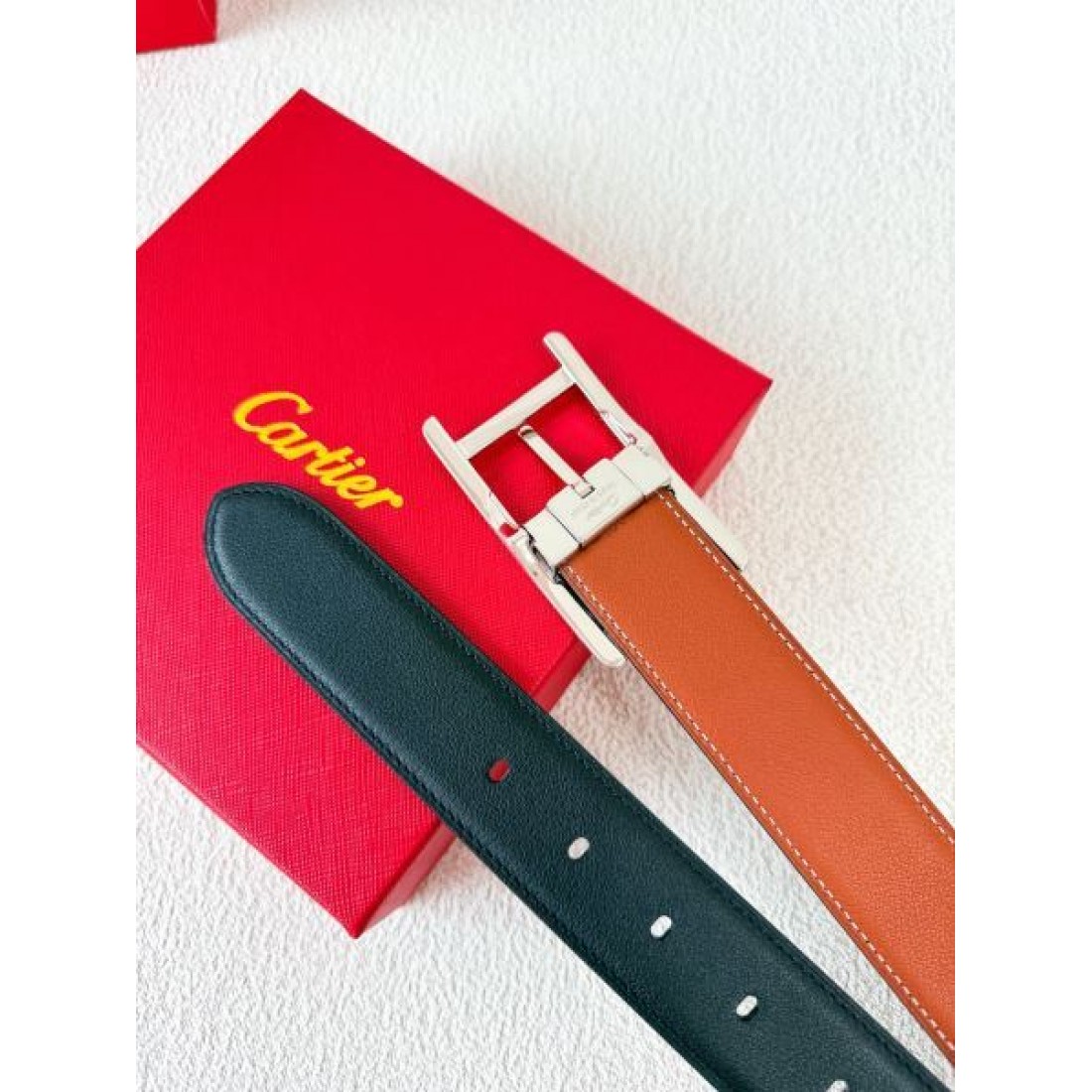  CARTIER カルティエ　スーパーコピー ベルト 卓越したクラフト 輝き