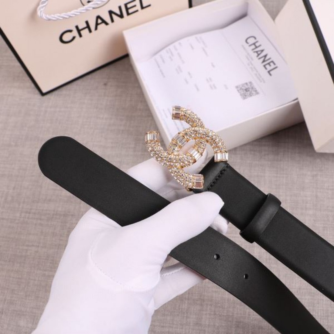 存在感のある CHANEL シャネル コピーベルト 洗練された魅力