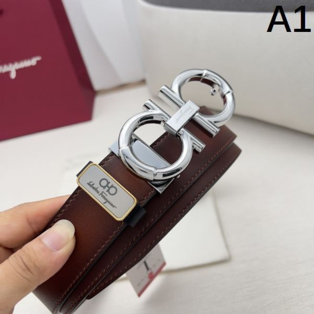 FERRAGAMO サルヴァトーレ スーパー コピー ベルト 洗練された 上品な雰囲気