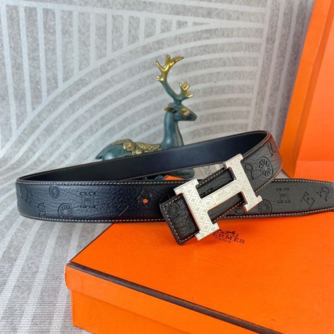 クラシカルな HERMES エルメス コピー ベルト 存在感抜群