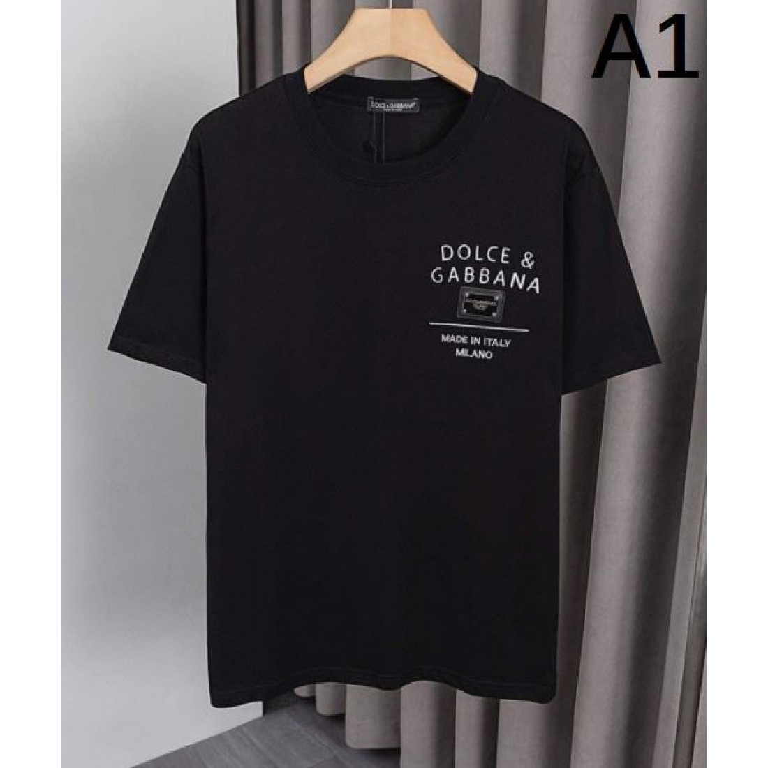 魅惑的 DOLCE＆GABBANA ドルチェ＆ガッバーナ コピー 半袖Tシャツ 存在感抜群