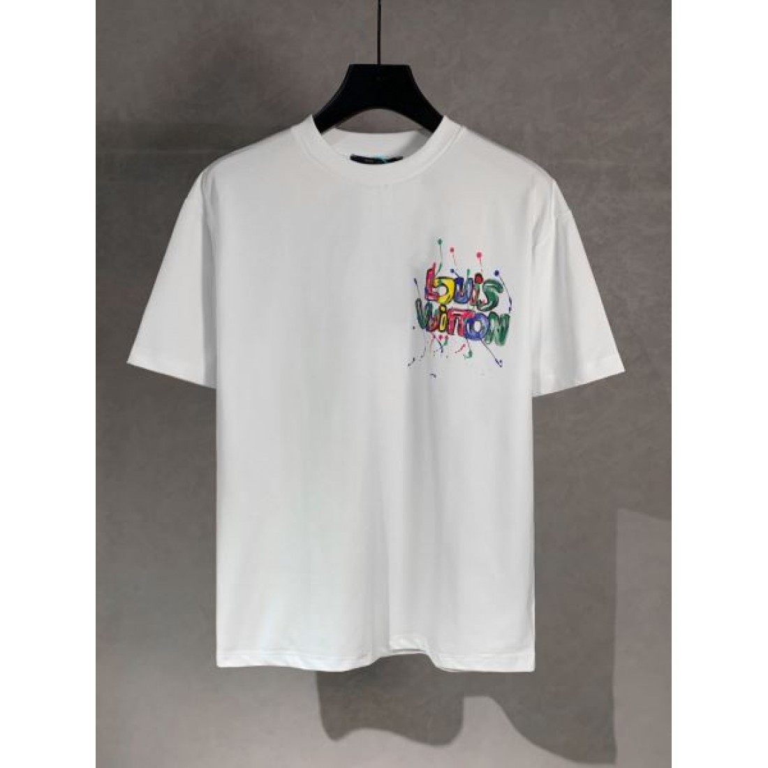 極上の着心地 LOUIS VUITTON ルイヴィトン コピー 半袖Tシャツ 格別な存在感