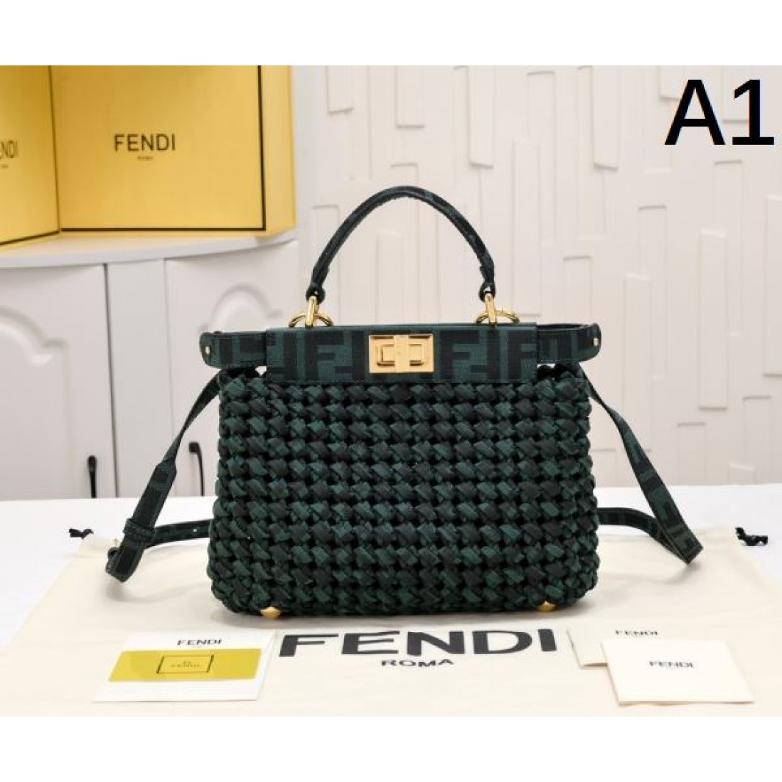 フェンデイ コピー トートバッグ FENDI 高機能で都会的なスタイルに最適