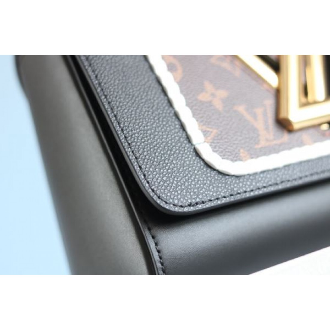 ルイヴィトン スーパーコピー ショルダーバッグ LOUIS VUITTON 優美 華やかな 