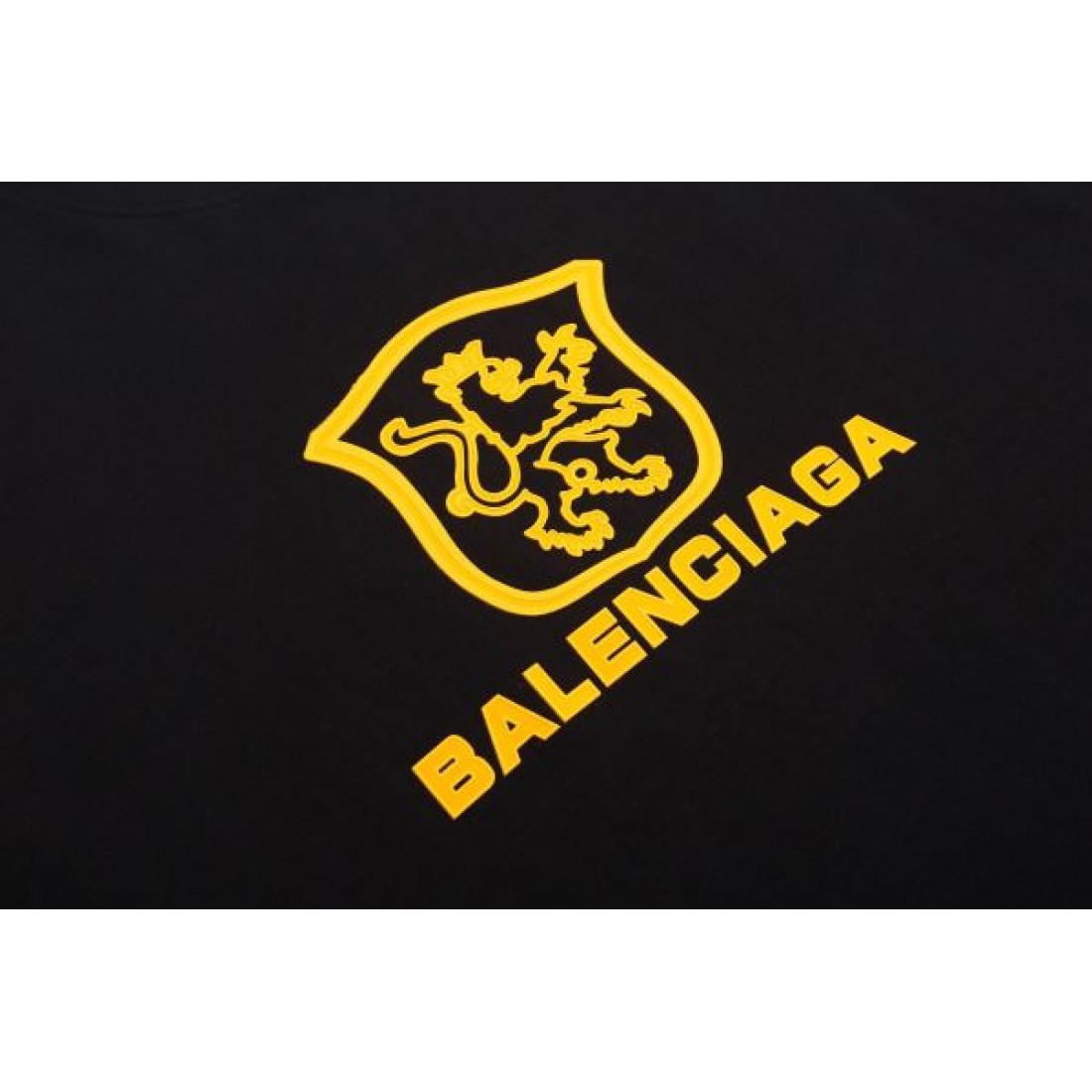 スタイリッシュで無駄のない BALENCIAGA バレンシアガ コピー 半袖Tシャツ 