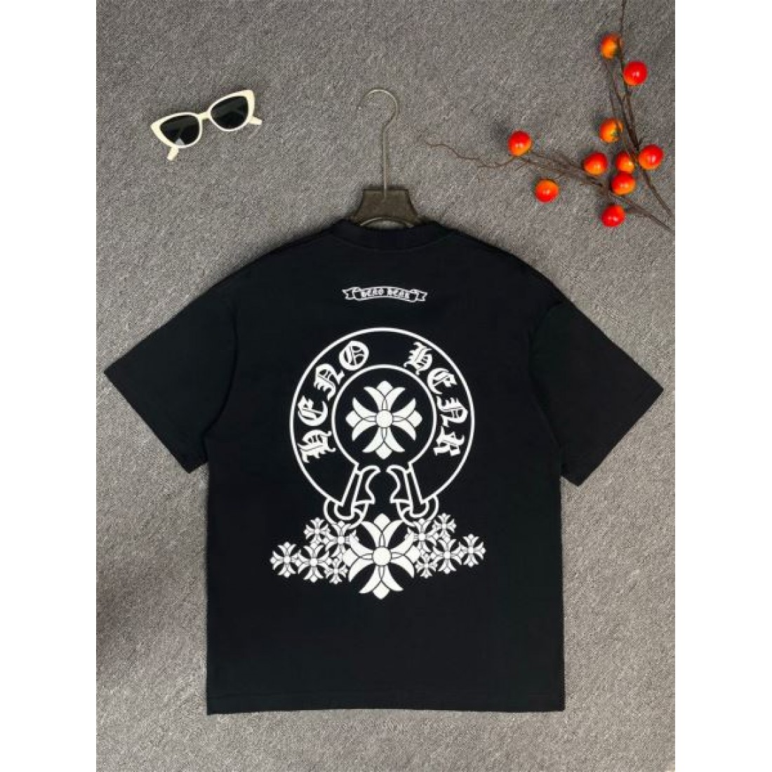 CHROME HEARTS クロムハーツ スーパーコピー 半袖Tシャツ ラグジュアリーで個性際立つ