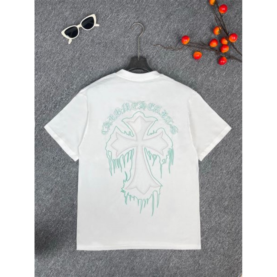 洗練された中に男らしさ漂う クロムハーツ スーパーコピー 半袖Tシャツ CHROME HEARTS