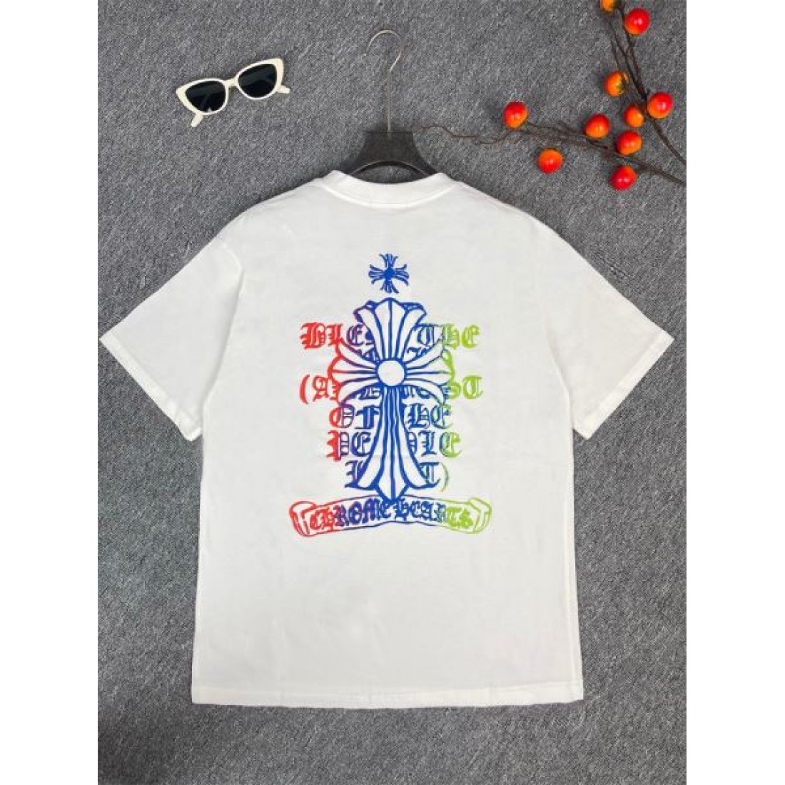 CHROME HEARTS クロムハーツ スーパーコピー 半袖Tシャツ アーティスティックで無骨