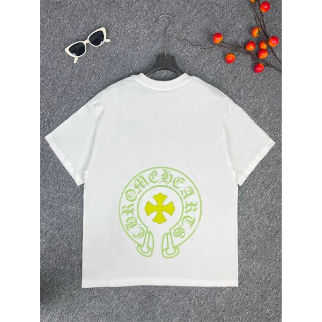 ラグジュアリーでエッジの効いた クロムハーツ 偽物 半袖Tシャツ CHROME HEARTS