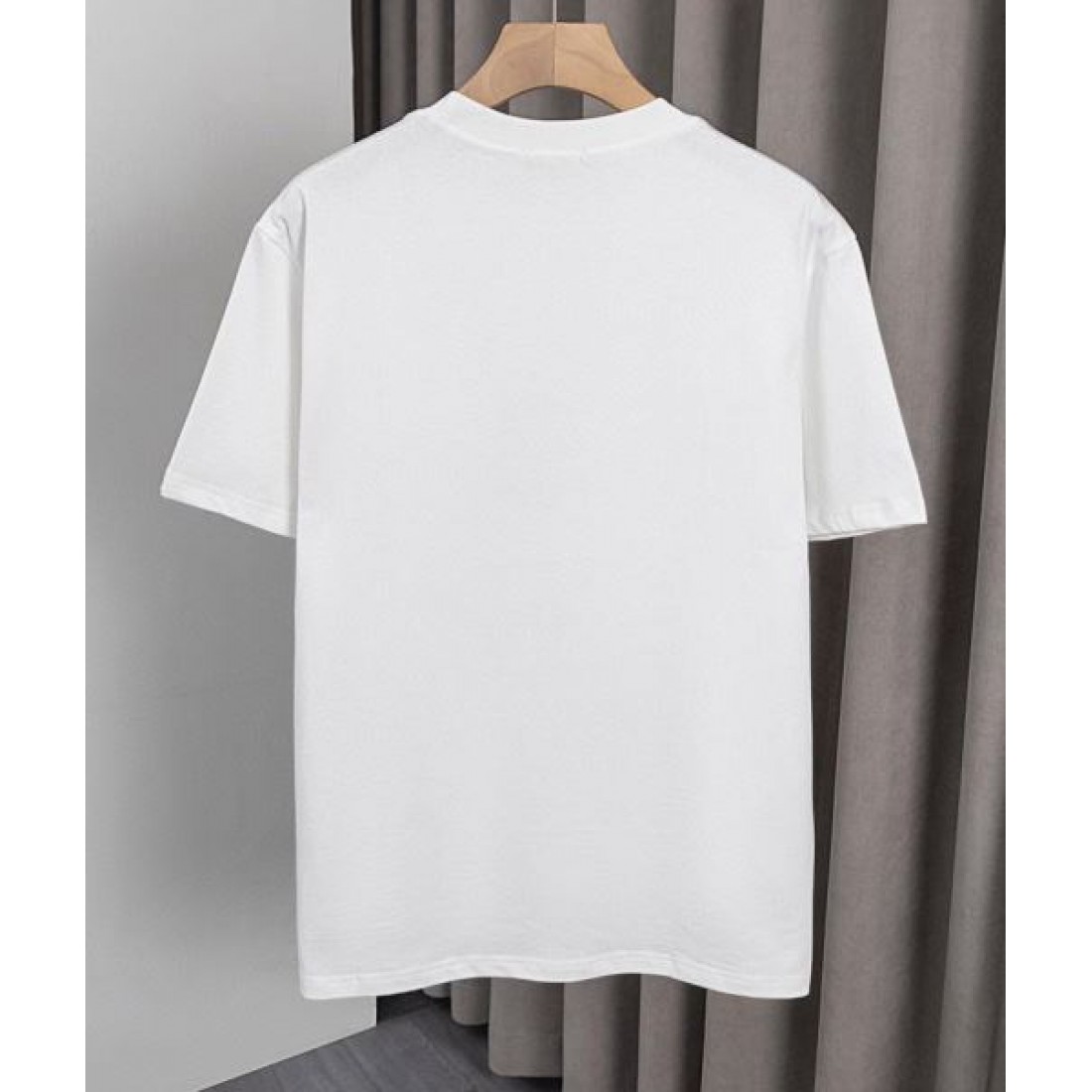 魅惑的 DOLCE＆GABBANA ドルチェ＆ガッバーナ コピー 半袖Tシャツ 存在感抜群