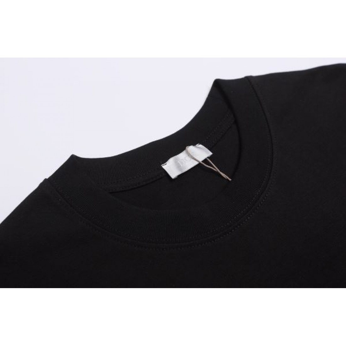 端正で軽やかな DIOR ディオール スーパー コピー 半袖Tシャツ 上質感