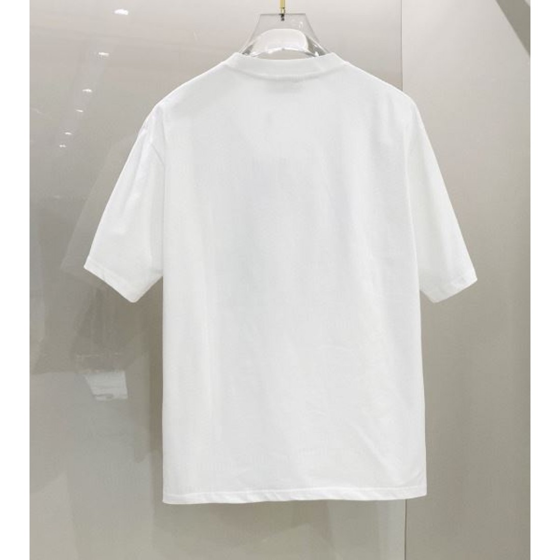 DIOR ディオール コピー 半袖Tシャツ 洗練された中に映える柔らかで