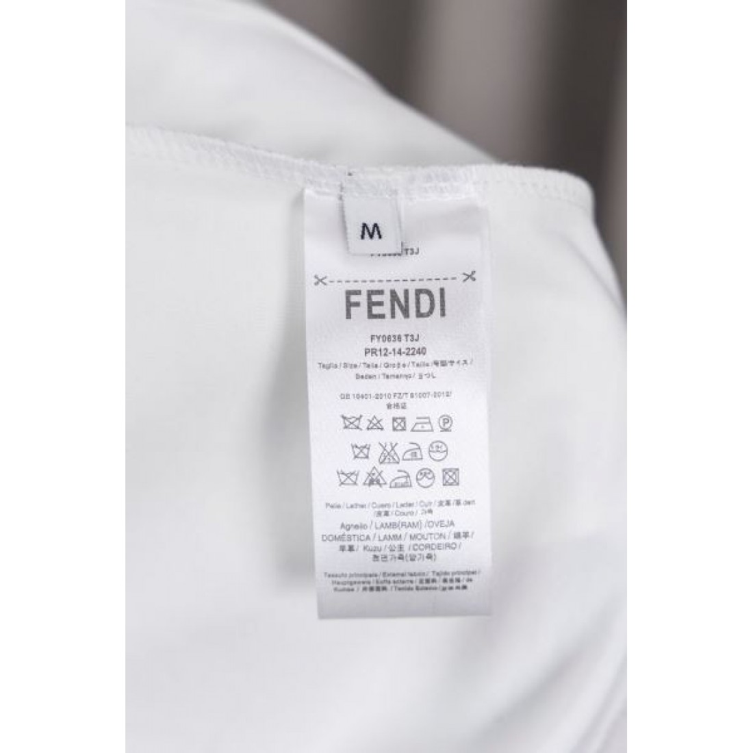 都会的なムード FENDI フェンデイ コピー 半袖Tシャツ スタイリッシュ
