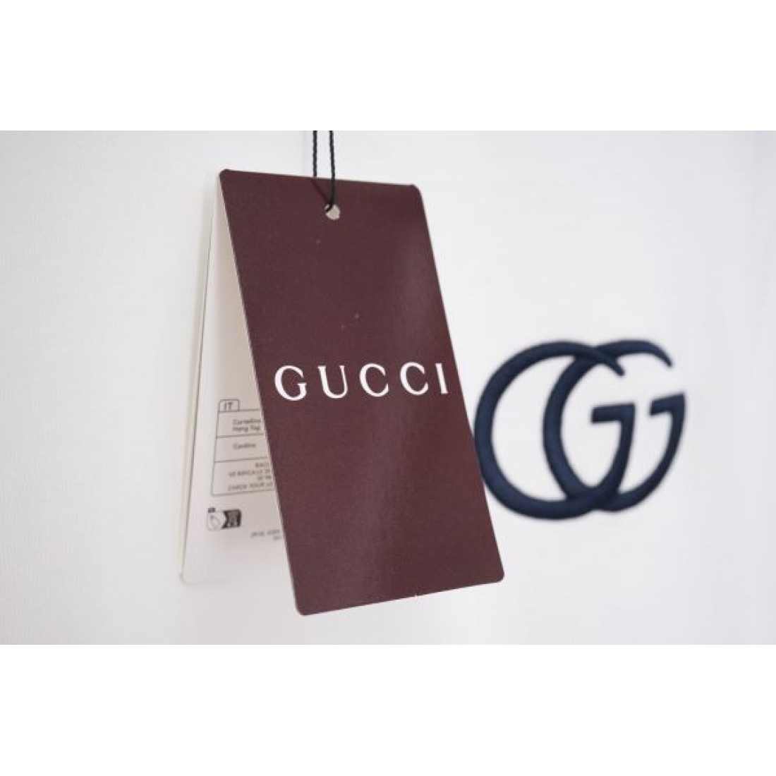 シンプルで存在感抜群の グッチ 偽物 半袖Tシャツ GUCCI 大人の魅力